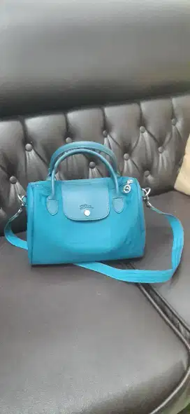 Tas longchamp bekas