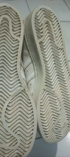 Sepatu adidas ori
