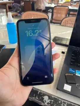 iPhone XR 128 Mulus Lengkap Jaringan Aman