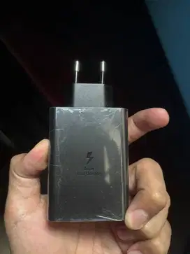 Adaptor semua tipe hp