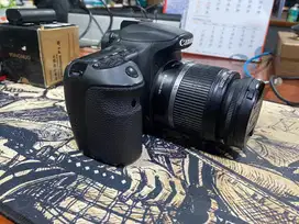 Dijual kamera DSLR 60D