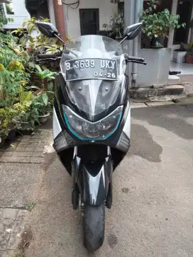 Yamaha Nmax non ABS Gress tahun 2016 siap pakai