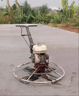 Sewa Alat Proyek molen  genset trowel stamper jack hammer cutting cor
