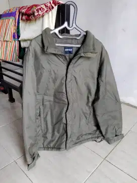 Jaket gunung Uniqlo