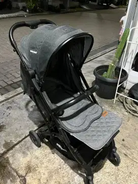 Stroller babydoes