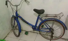 Sepeda ontel cewek