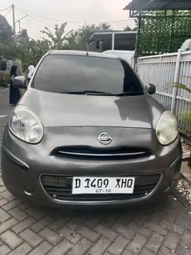 Nissan March 2012 Bensin