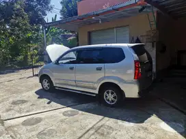 Daihatsu Xenia 2010 Bensin