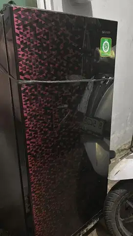 Kulkas sharp 1 pintu