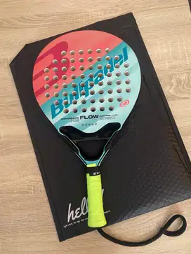 Bullpadel Flowlight 2024 Raket Padel Like New