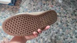 Vans work bee 44
