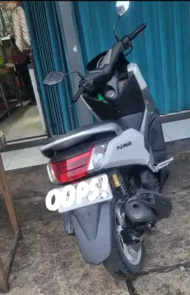 Nmax  putih 2019st