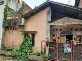 Di jual Rumah menhadap Utara