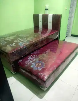 CUCI GUDANG SPRINGBED FULL SET JUAL MURAH FREE ONGKOS KIRIM.