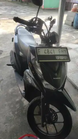 Dijual Honda beat Street tahun 2023 plat f cibinong