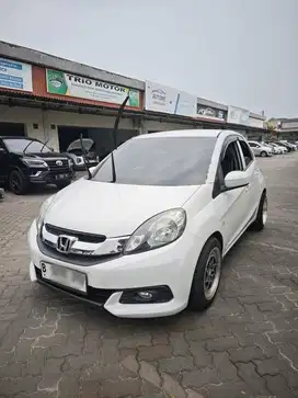 Honda Brio CBU 2012 AT Matic 1300cc upgrade bemper grill velg
