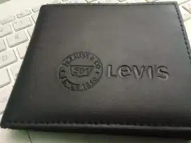 Asal laku Jual cepat dompet levis