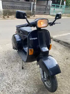 Vespa Exclusive 2 1997 tangan pertama