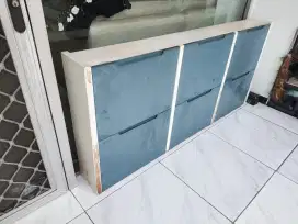 Rak sepatu ,tempat sendal sepatu