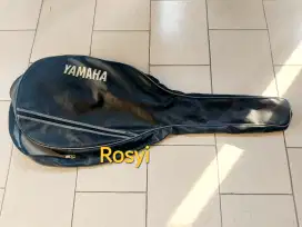 Softcase gitar yamaha
