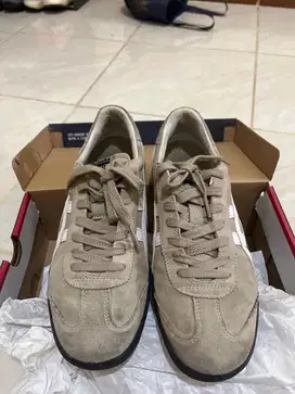 Onitsuka Tiger Tokuten Wood Crepe/White - Size 39.5 Mulus
