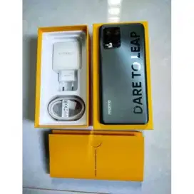 REALME 8 PRO 8/128 MULUS NORMAL LENGKAP