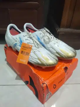 SEPATU BOLA ORTUS CATALYST
