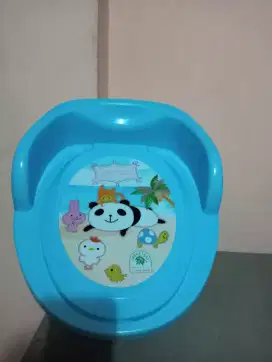 Pispot anak portable