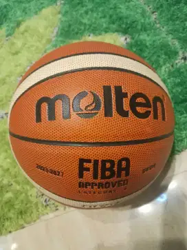 Bola basket molten