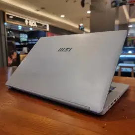 MSI Modern 14 C12MO - CORE i5 GEN 12 - Garansi RESMI masih Aktif