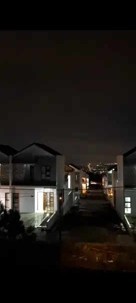 RUMAH MODERN MINIMALIS DI BANDI DKT EXIT TOL PADALARANG & STASIUN KCIC