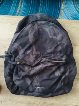 Backpack GIVENCHY original