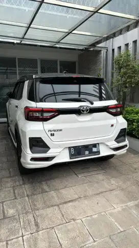 Raize 1.0 GR TSS turbo 2021 two tone