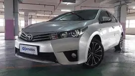Toyota Corolla Altis  1.8 V Bensin-AT 2015 Silver
