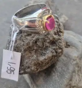 Batu Permata Ruby Selon