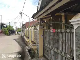Dijual cepat rumah lokasi sangat strategis di Komplek Poncol Baru