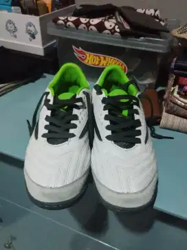 Specs metasala grand turbo size 40