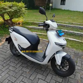 Dijual Honda Listrik CUV e NIK 2025 plat AB Sleman