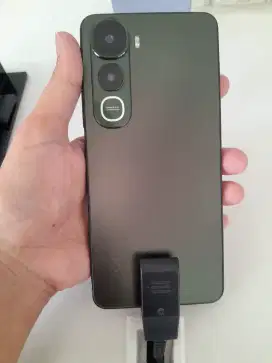 Vivo Y400 4G 8/128GB | Segampang Itu Dapet Promo Cicilan