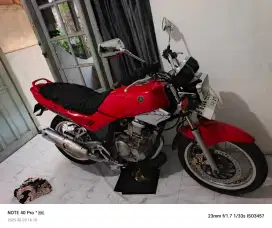 Scorpio 225cc merah