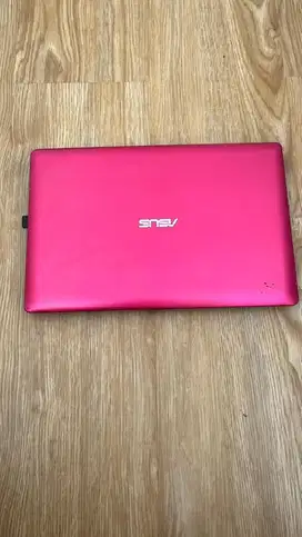 Preloved Laptop ASUS X200MA