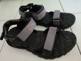sandal gunung arei secondhand