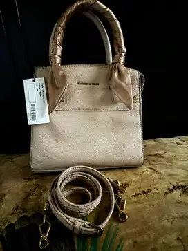 Tas charles & keith