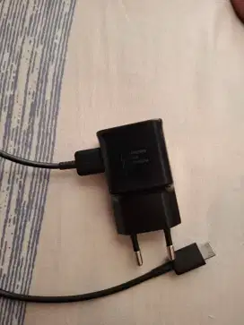Charger samsung adaptive fast charging