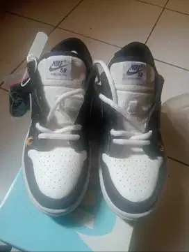Sepatu Nike Spyder Size 43 Murah