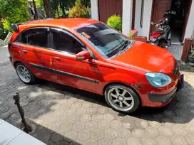 Kia Pride 2005 Bensin