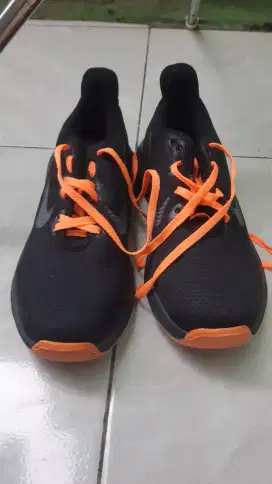 Sepatu NIKE Zoom #056794302