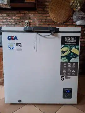 Di jual kulkas freezer