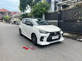 Toyota Agya GR Sport 1.2 CVT Two tone 2023 Hitam Putih