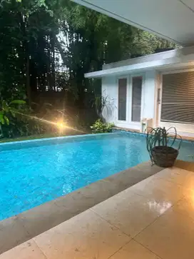 SELONG KEBAYORAN BARU LUXURIOUS HOUSE POOL
